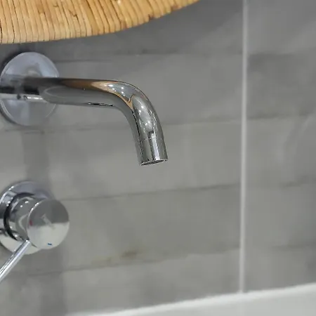 Small Historic Townhouse By Promenade Near Beaches Prázdninový dům *