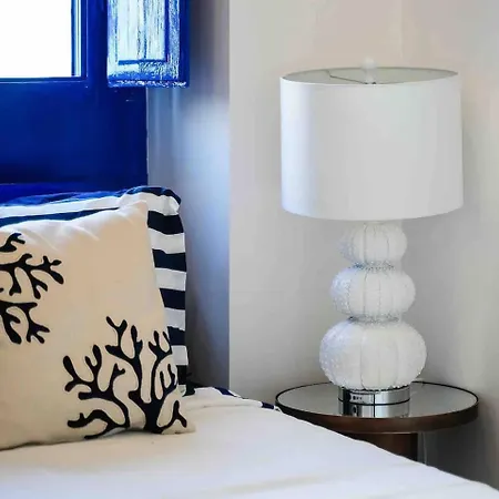 Prázdninový dům Small Historic Townhouse By Promenade Near Beaches *